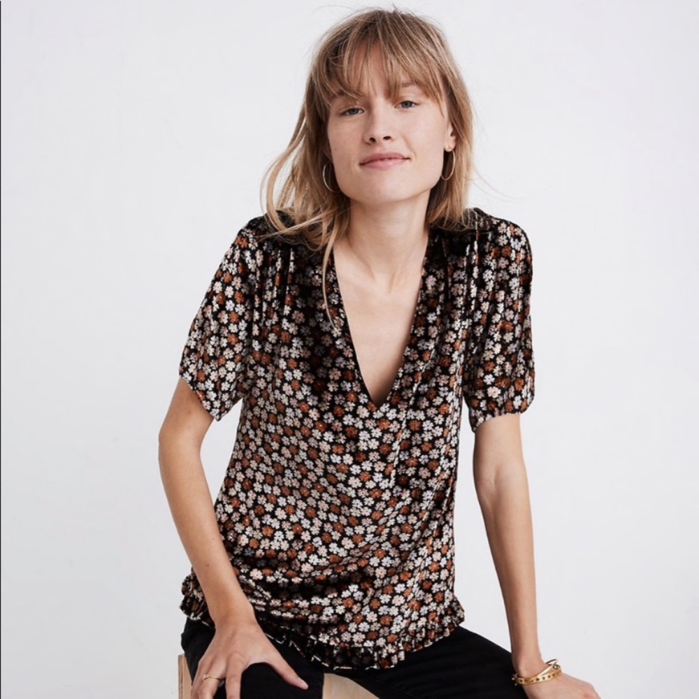 Madewell Velvet Tulup Ruffle Sleeve Top